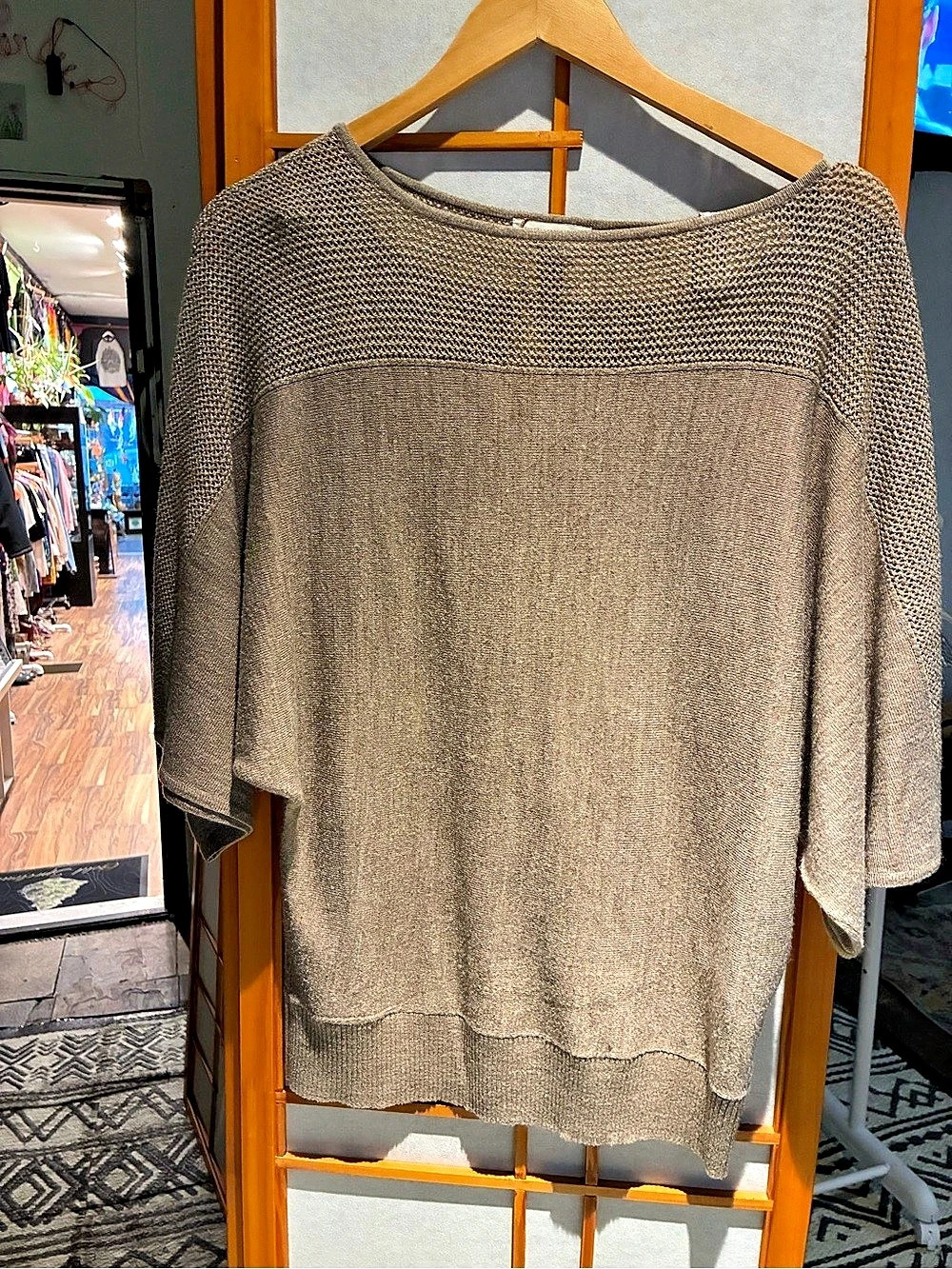 New York & Company Metallic Knit Sweater Size Large Like New